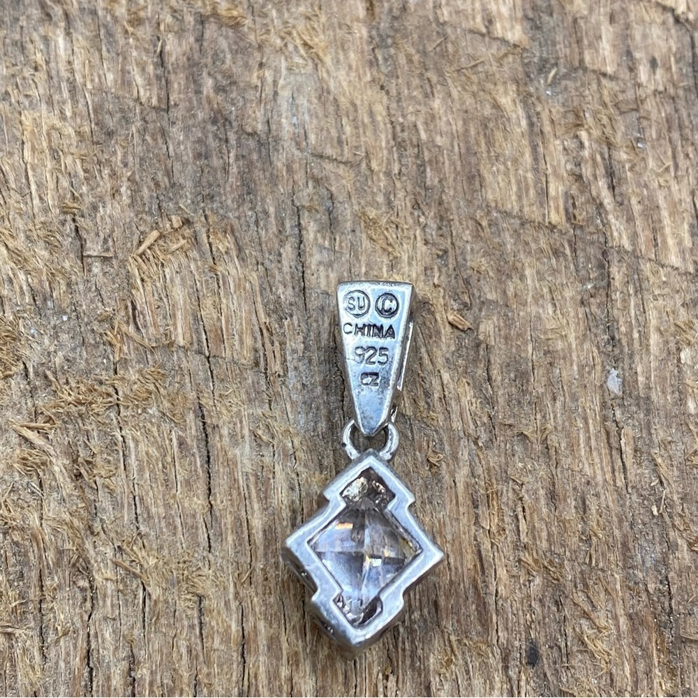 Sterling Silver & 1-1/4 Carat Cubic Zirconium CZ Diamond Shape Pendant - Picture 6 of 6